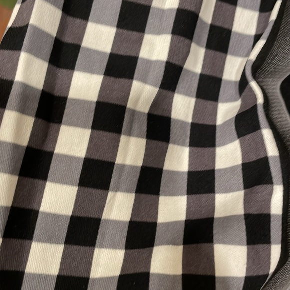 Wednesday Nevermore Academy Skirt XL Goth Punk Addams Family NWT Halloween - Picture 5 of 10